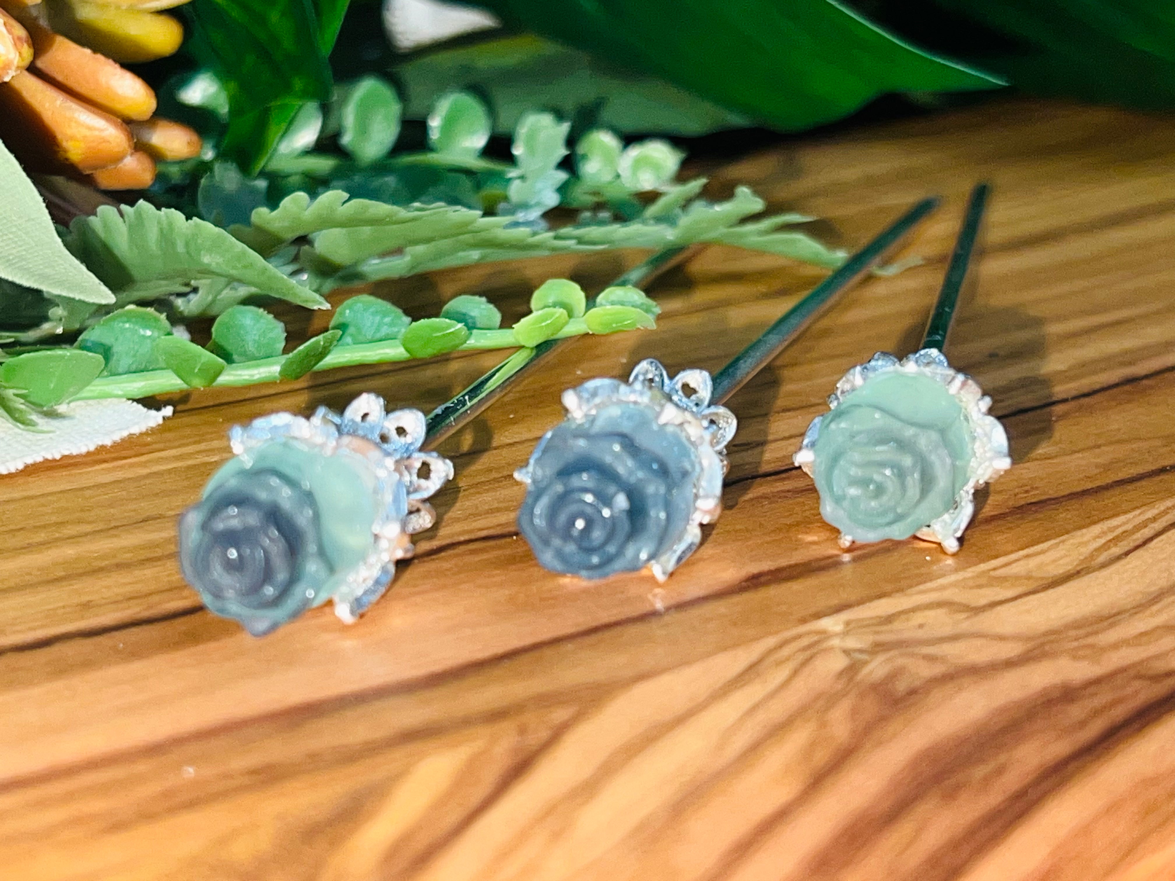 Blue fluorite roses