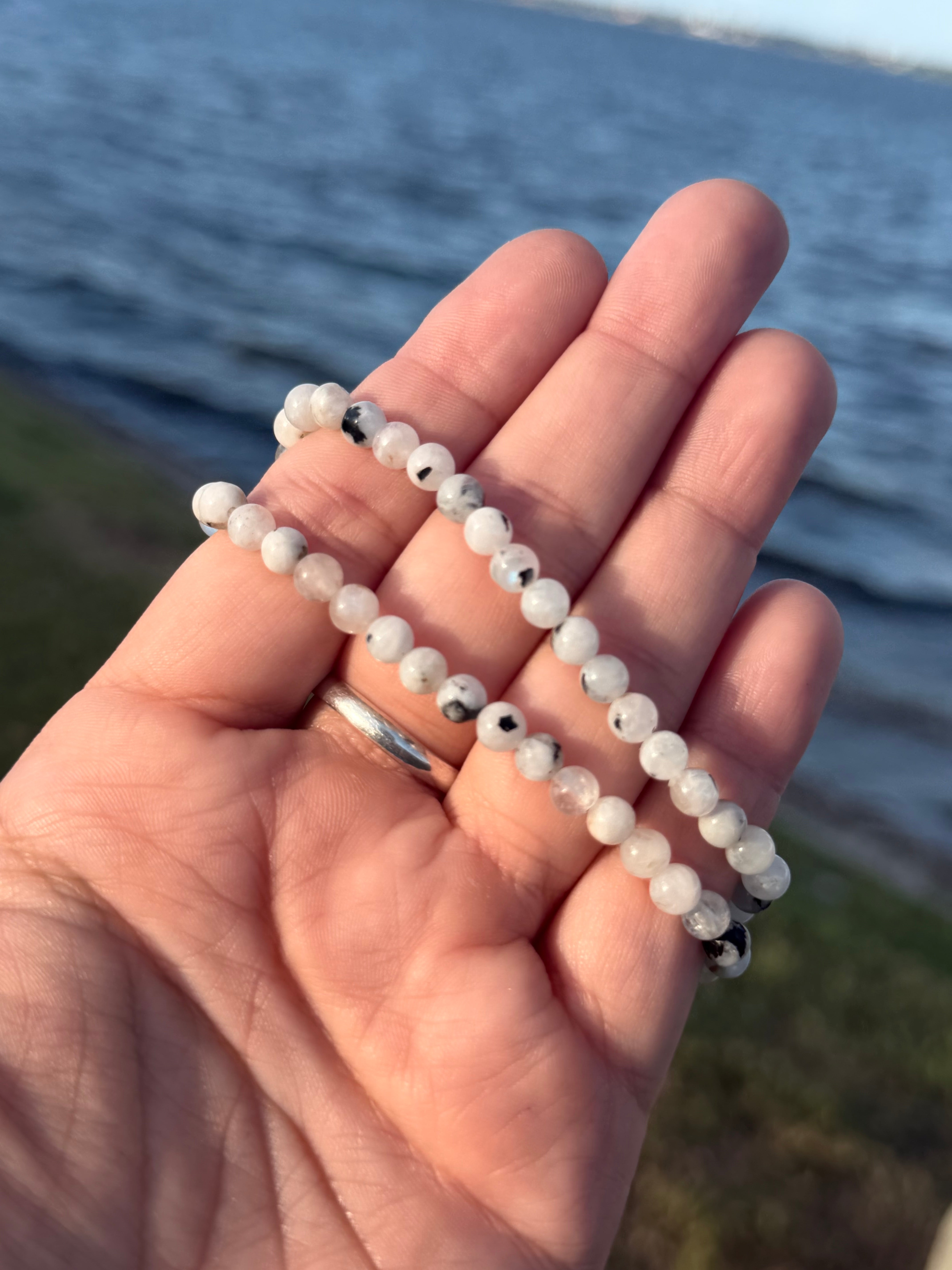 🌙 Natural Rainbow Moonstone Bracelet