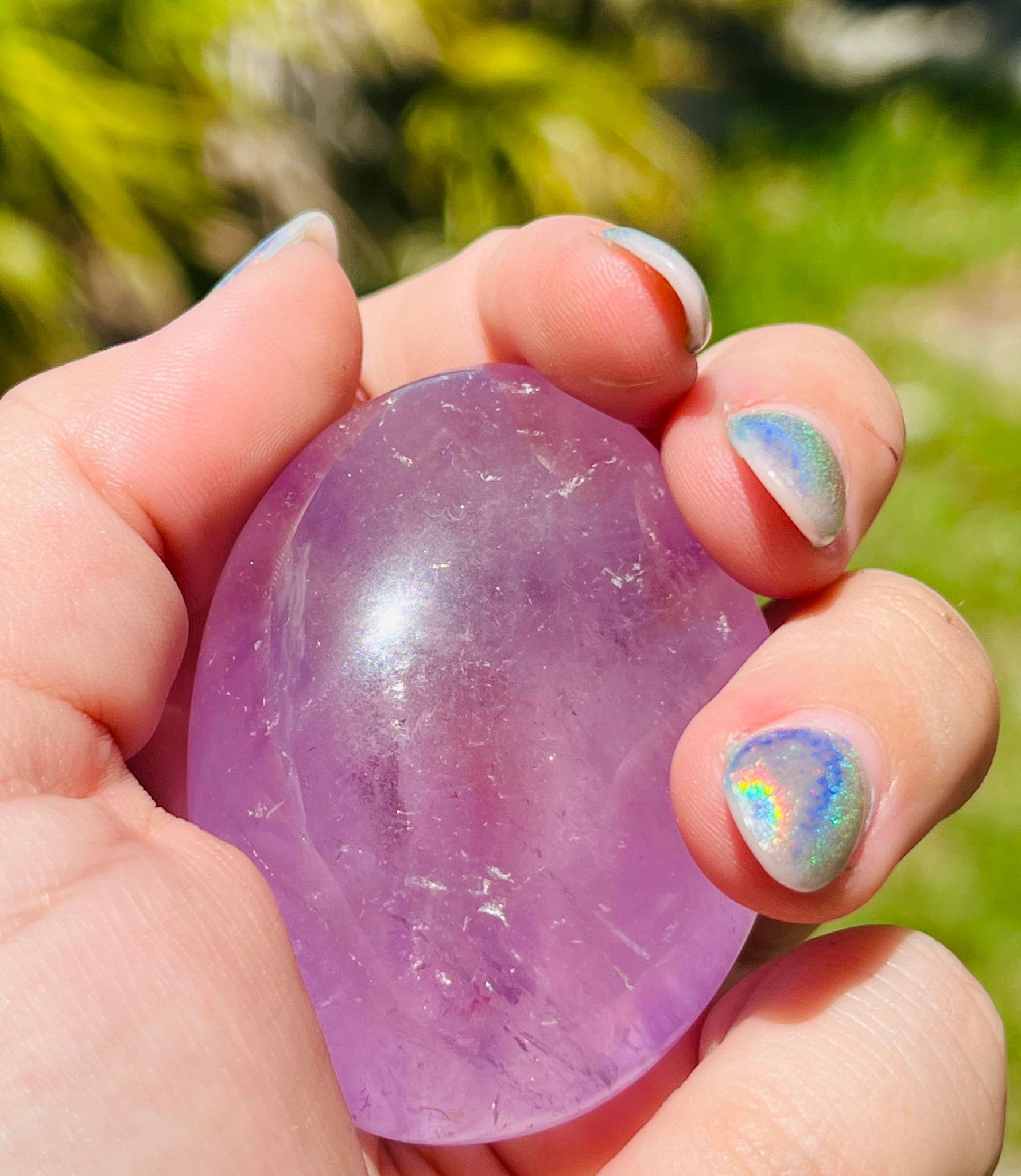 Amethyst Palm Stone