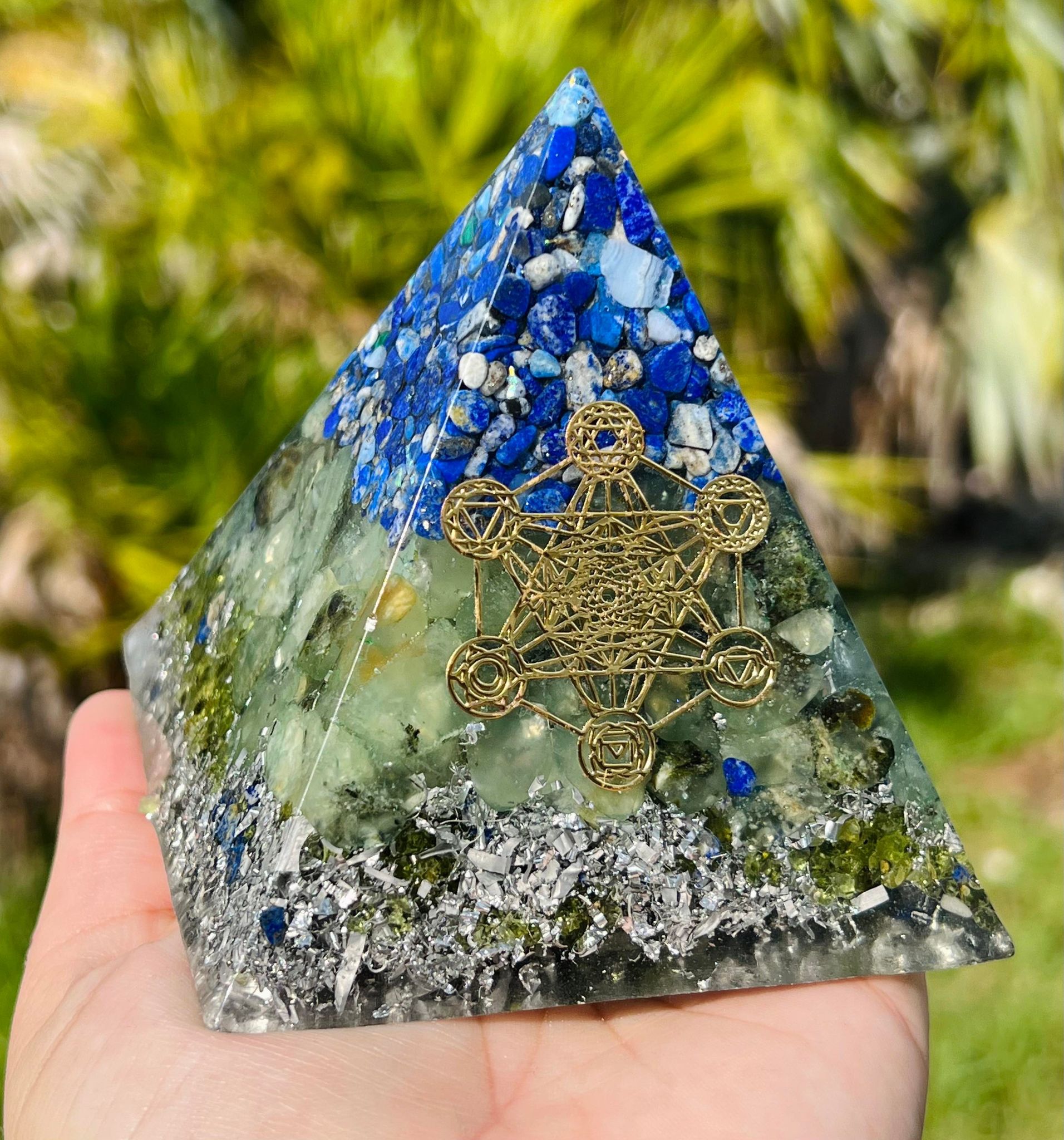 Lapis lazuli & Phrenite Orgonite Pyramid (large)