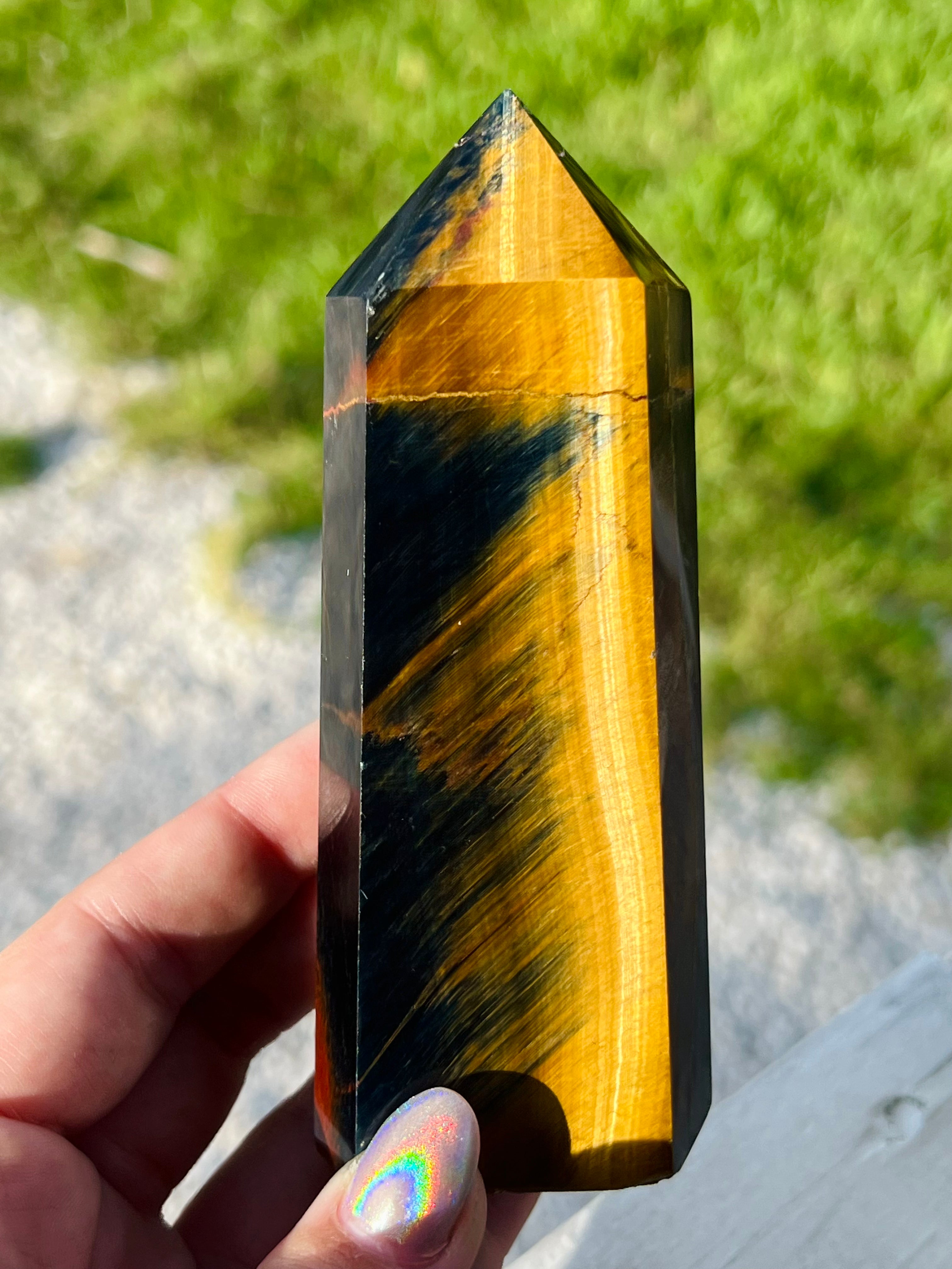 Large Blue Tiger Eye Tower