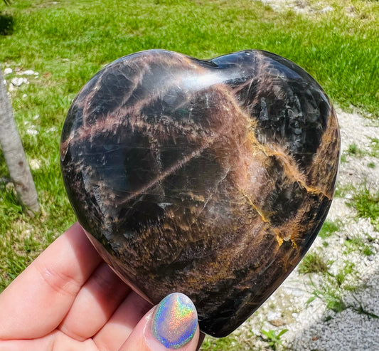 Black moonstone heart (large)