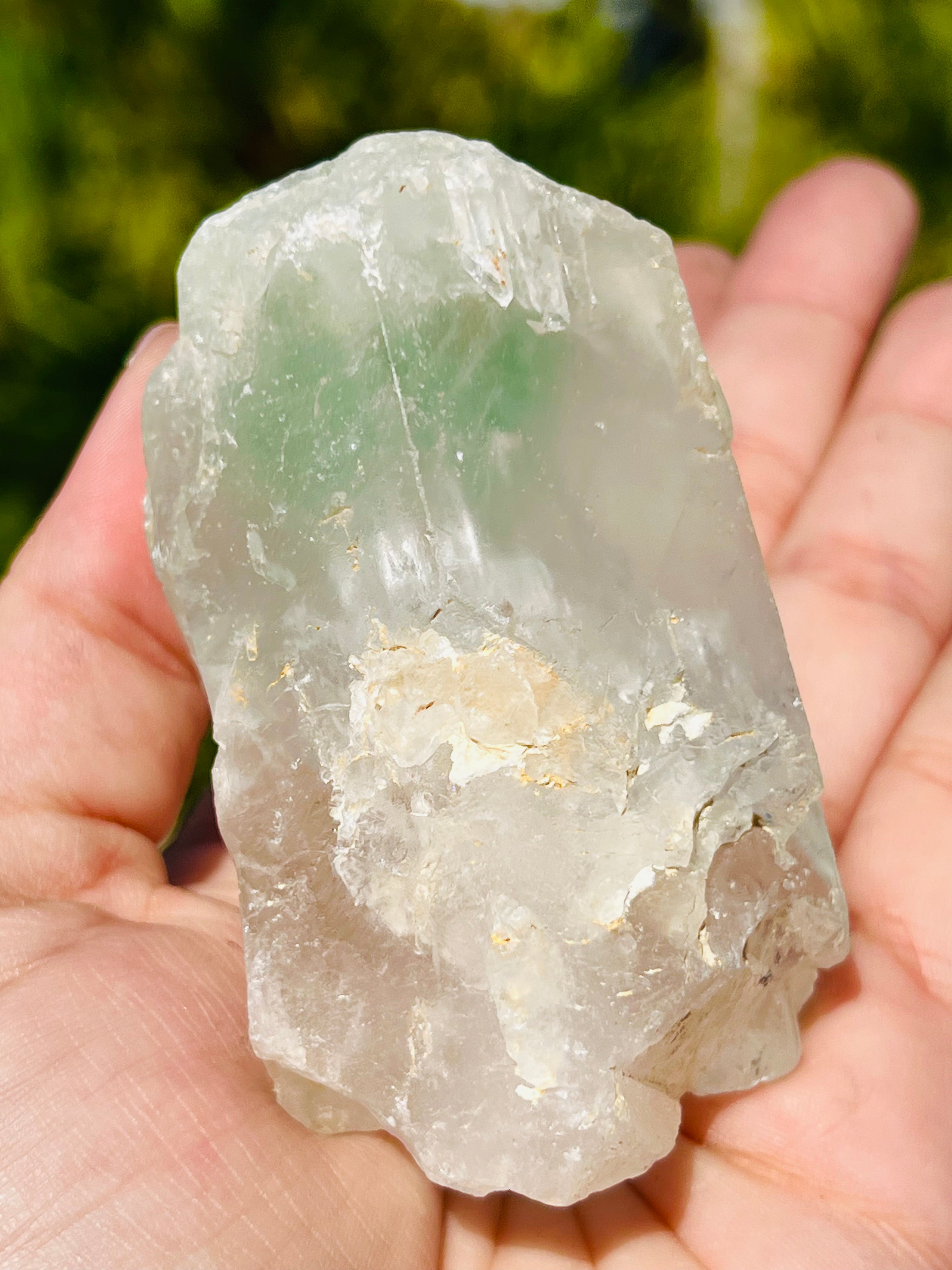 Raw Quartz with inclusion Green Fluorite